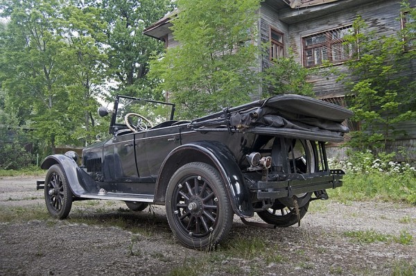 Бери багаж, идём домой: тест-драйв Studebaker Standard Six 1924 года