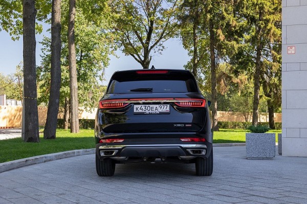 На смену Sorento и Highlander: тест-драйв Jetour X90 Plus