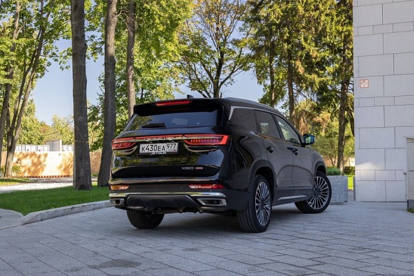 На смену Sorento и Highlander: тест-драйв Jetour X90 Plus