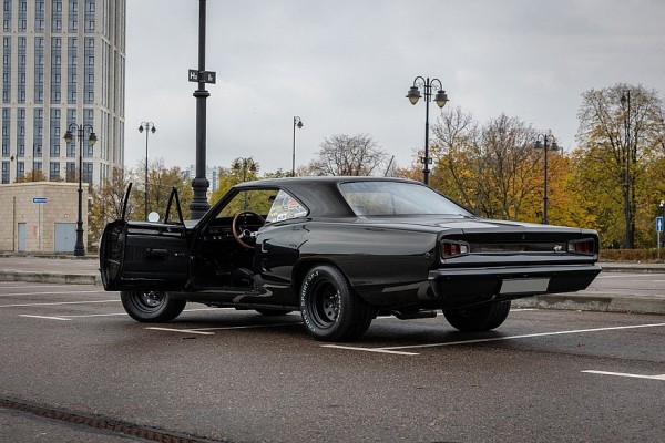 Масл-кар из… СССР: опыт владения Dodge Coronet V 1968 года