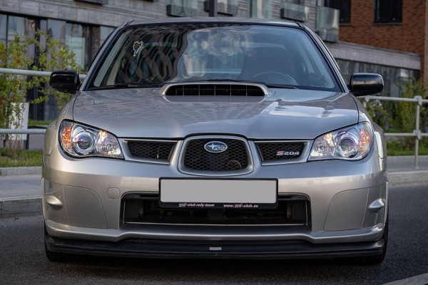 Был правый – стал левый: опыт владения Subaru Impreza WRX STI II S204