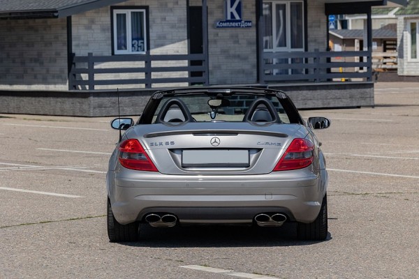 Для девочки или для КМС по автогонкам? Опыт владения Mercedes-Benz SLK 55 AMG